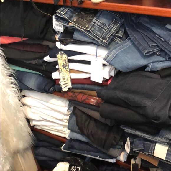 Major clearance sale! ✨check out my closet. - Picture 5 of 8